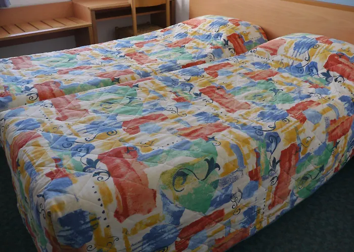 Brit Hotel Essentiel Saint-Flour